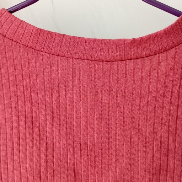 ♥️ Forever 21 Ribbed Crop Top - Picture 5 of 11